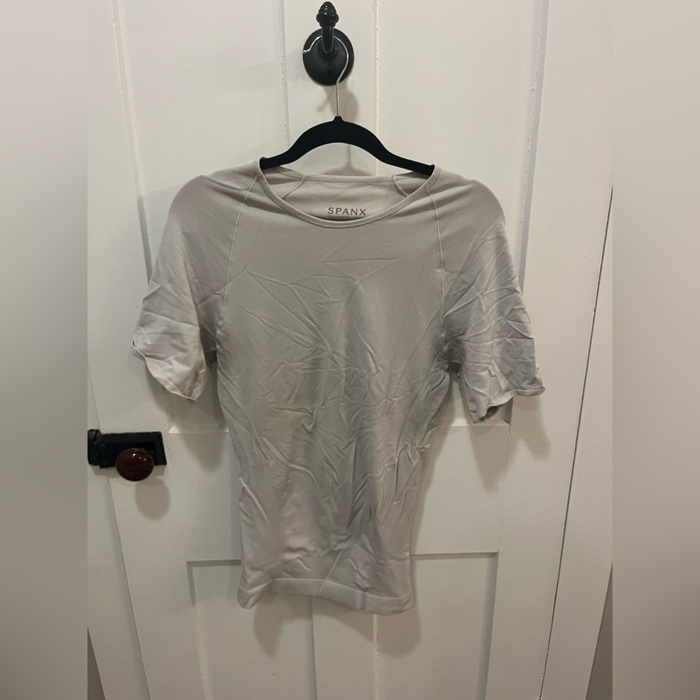 SPANX Light Gray Compression Tee Size XL